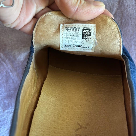 Sperry Men's Slipper Loafer in a navy blue textile upper with an anchor logo - Picture 8 of 8